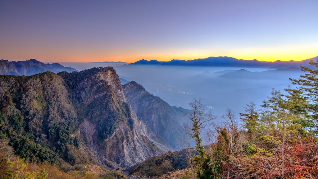 Tashan Hills